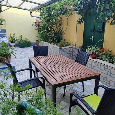 Apartman Jadranka Veli Lošinj Buitenkant foto